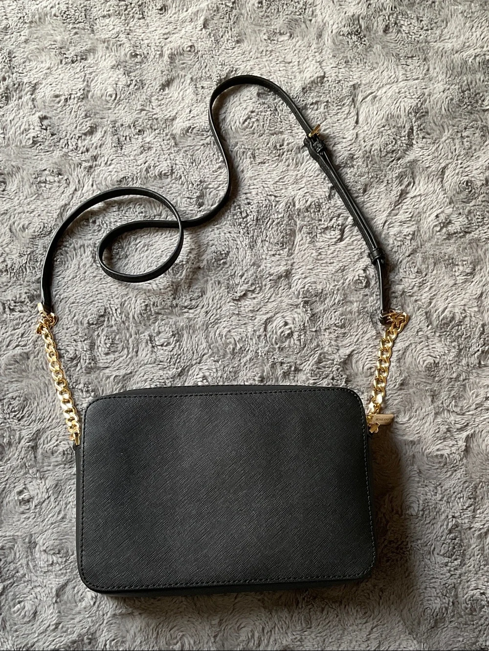 MICHAEL KORS Black Saffiano Leather Shoulder Bag with Gold Hardware